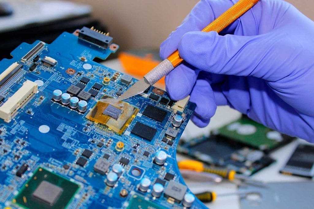 laptop motherboard repair oman 
